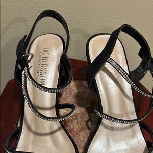 De Blossom Collection Black Rhinestone Heels new